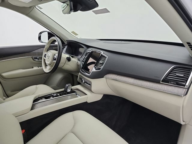 Used 2023 Volvo XC90 T8 Plus w/ Protection Package Premier AWD/4WD image 14