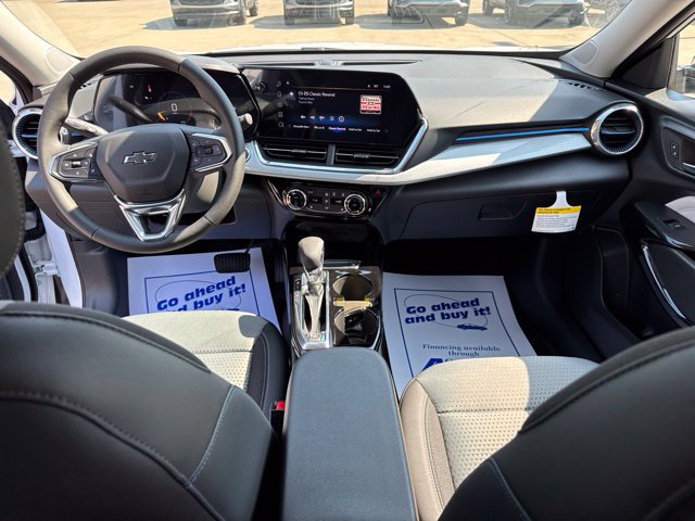 New 2026 Chevrolet Trax LT w/ Sunroof Package FWD image 22