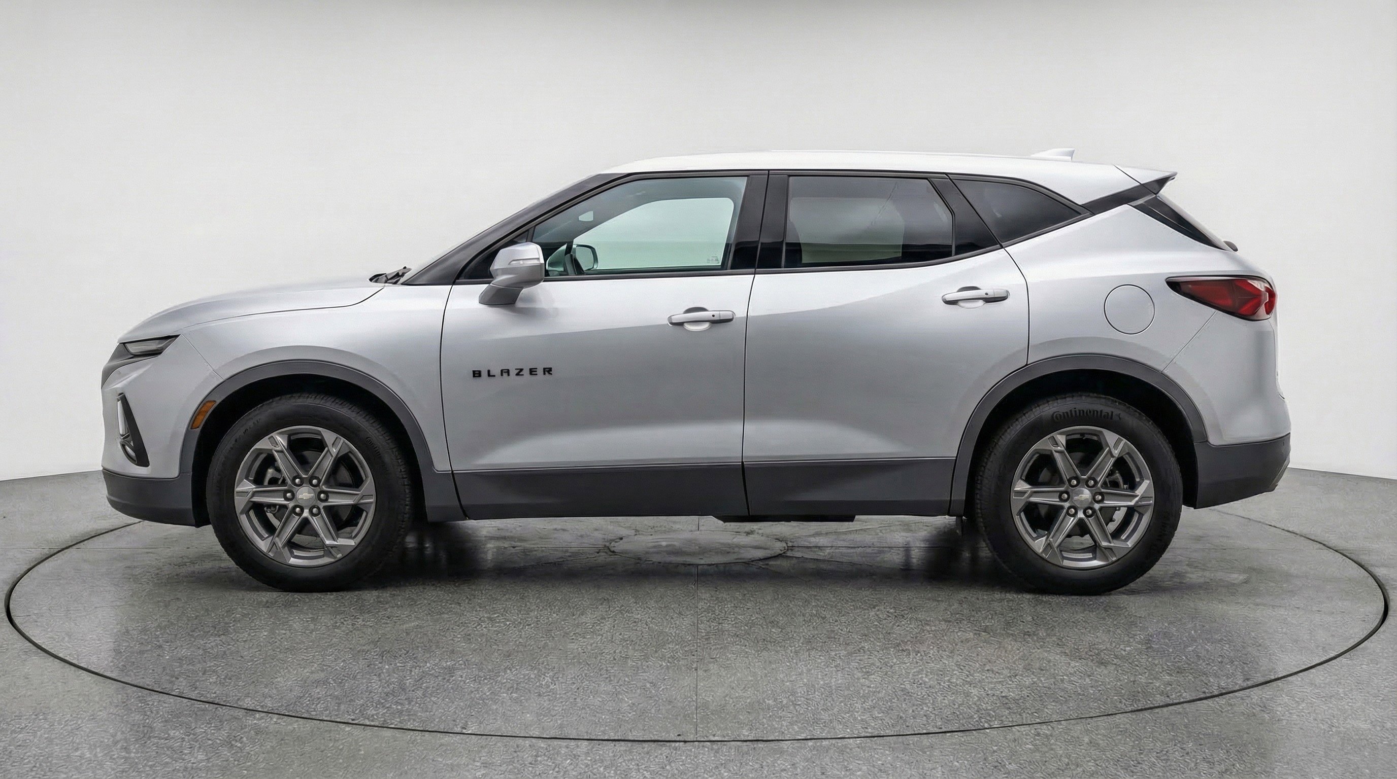 Used 2025 Chevrolet Blazer LT image 5