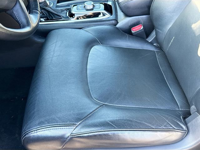 Used 2023 Nissan Armada SL w/ Midnight Edition Package image 21