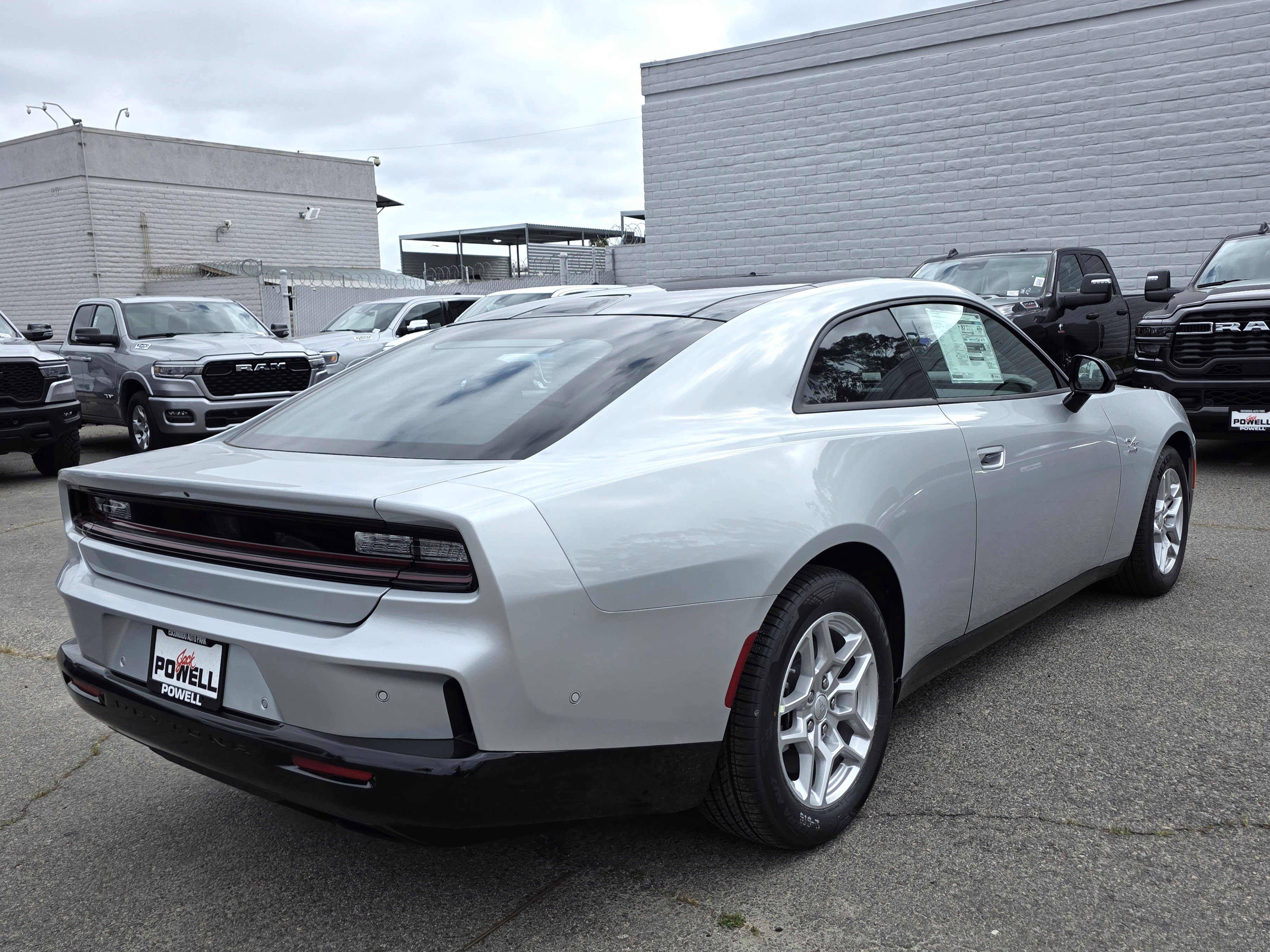 New 2025 Dodge Charger R/T w/ Sun & Sound Package AWD/4WD image 5