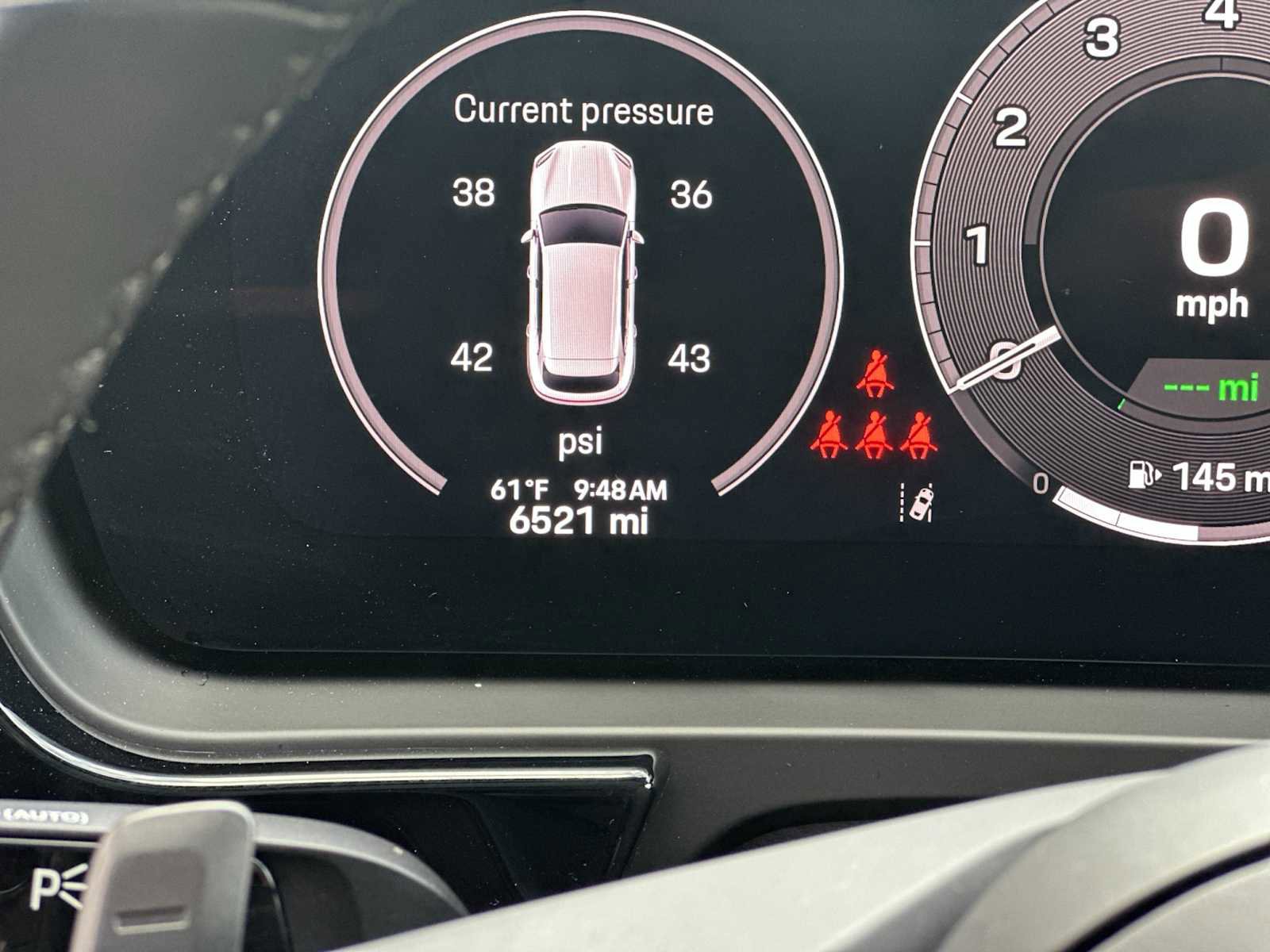 Certified 2025 Porsche Cayenne E-Hybrid image 27