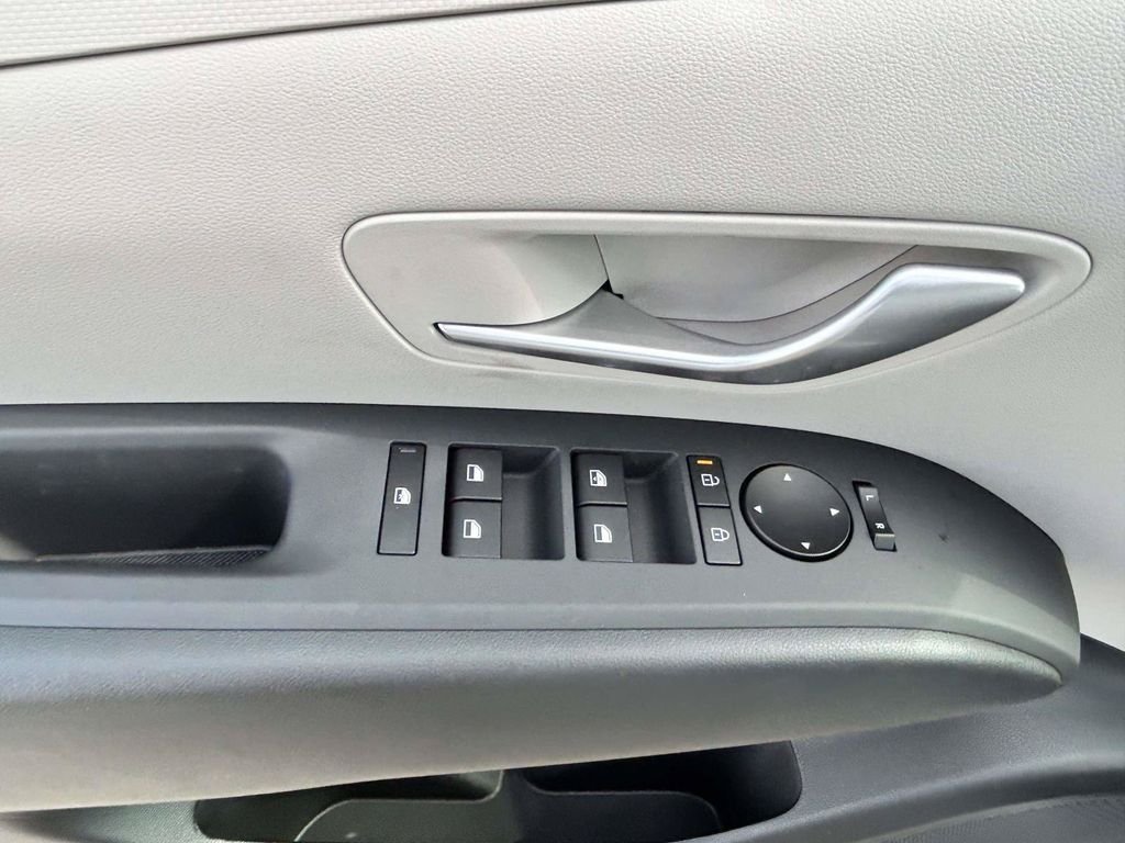 New 2026 Hyundai Tucson SE FWD image 14