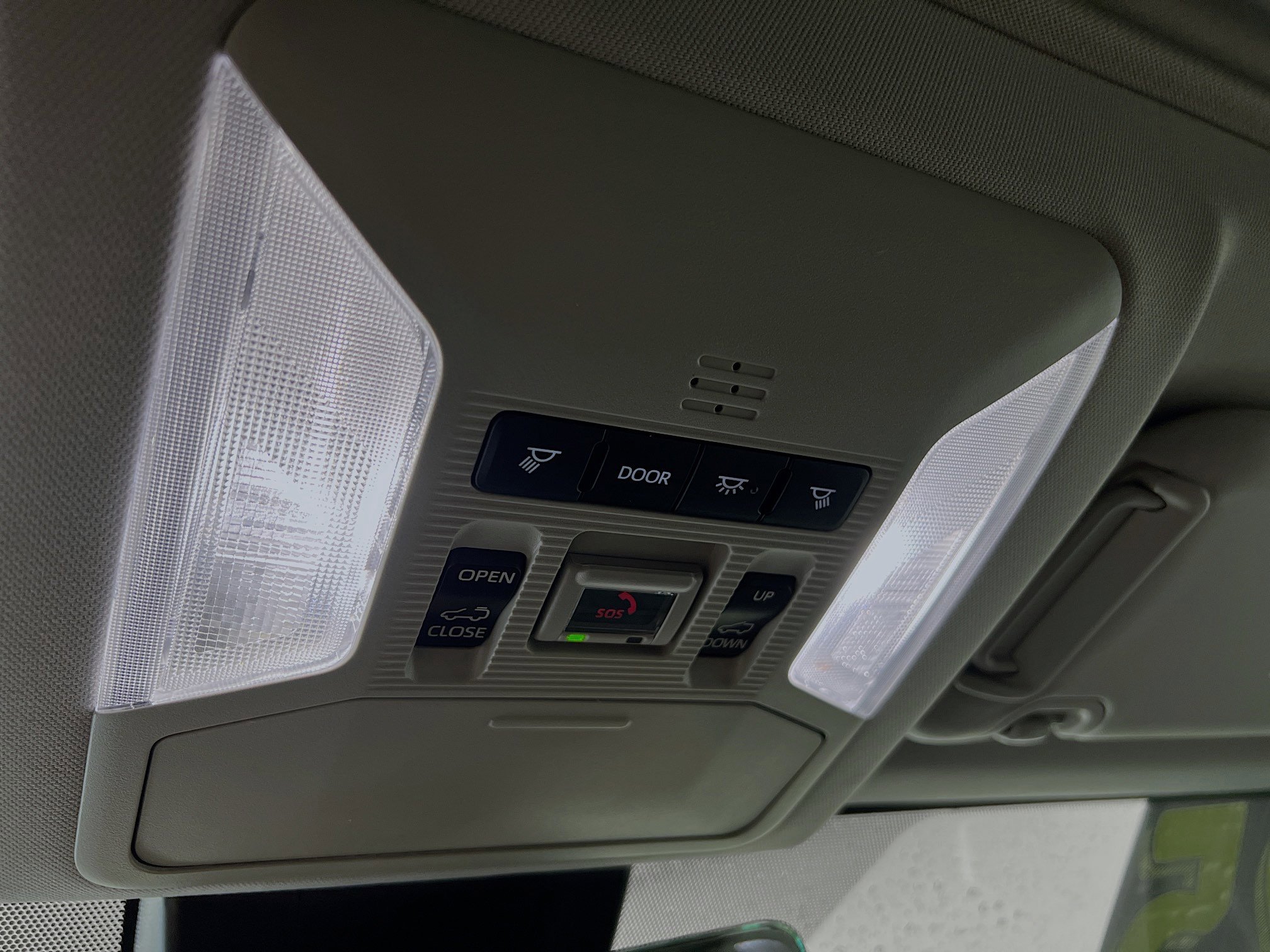 Used 2025 Toyota RAV4 XLE image 21