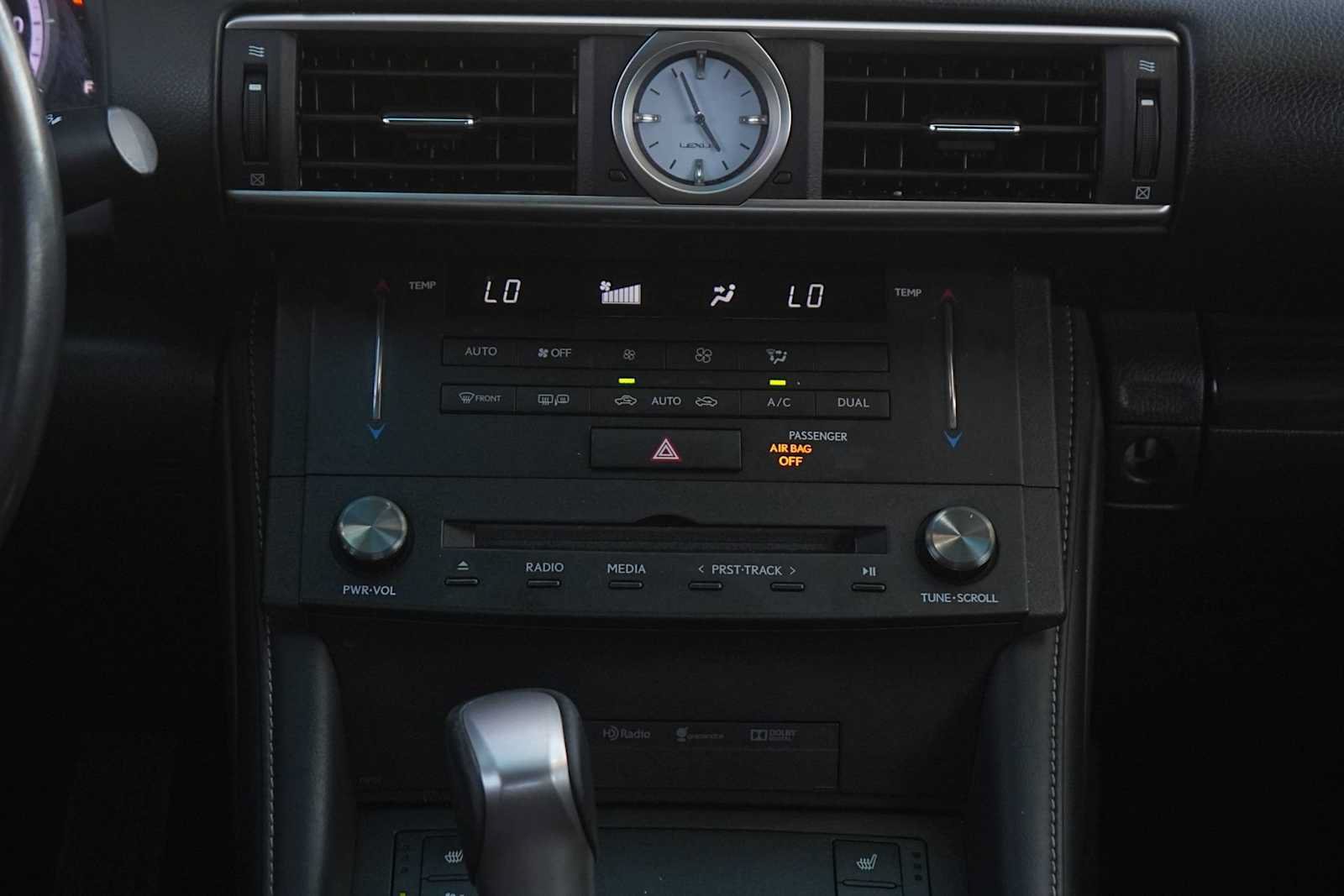 Used 2015 Lexus RC 350 w/ Navigation System Package RWD image 21