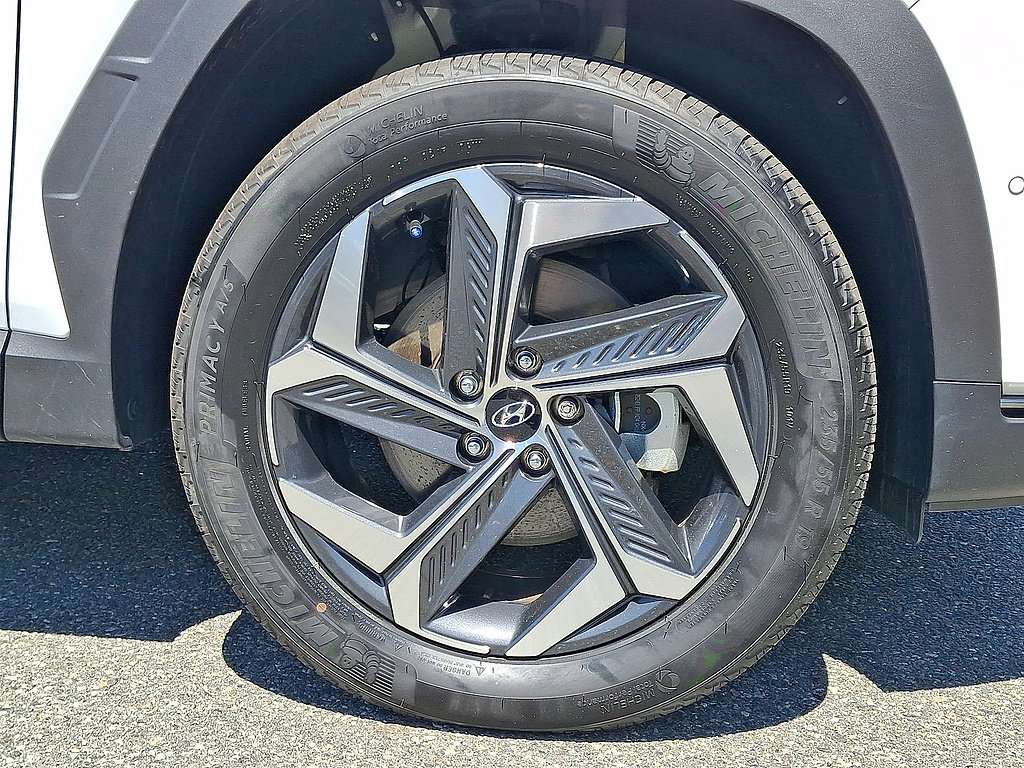 Certified 2024 Hyundai Tucson Limited AWD/4WD image 27