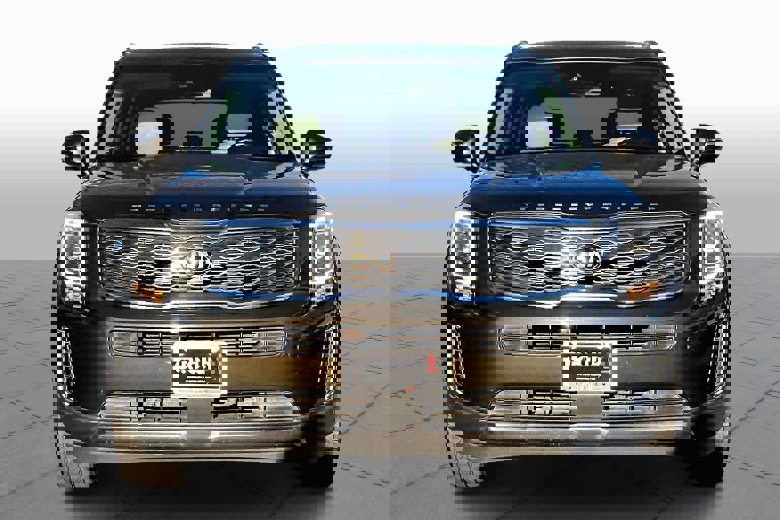 Used 2020 Kia Telluride EX image 3