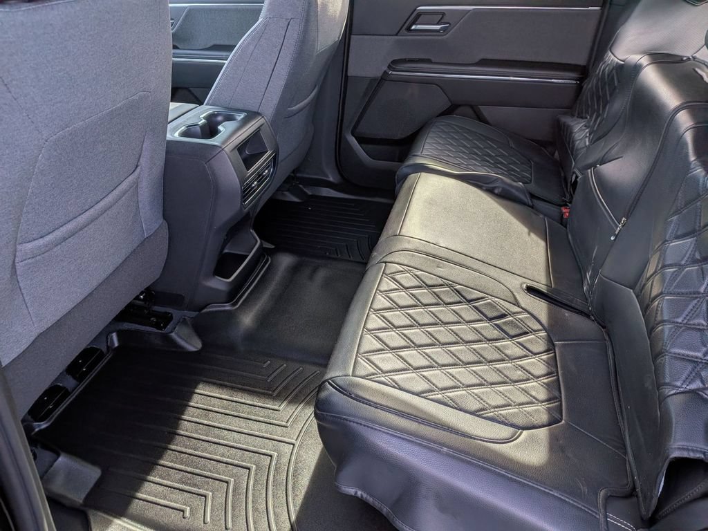 Used 2026 GMC Sierra EV Elevation AWD/4WD image 32