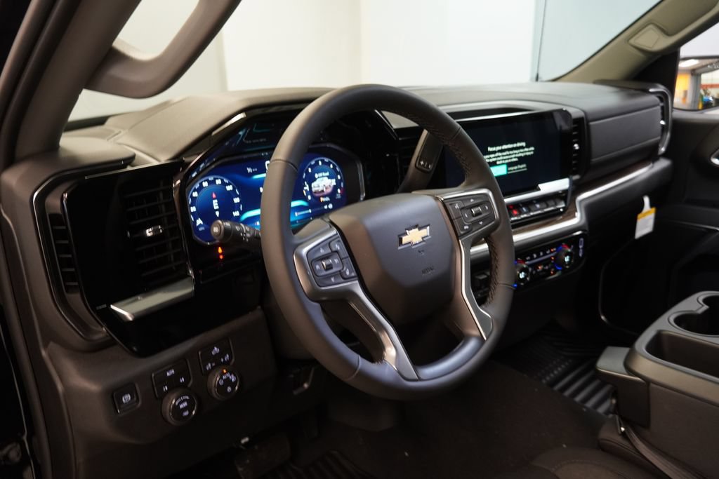 New 2026 Chevrolet Silverado 1500 LT AWD/4WD image 6