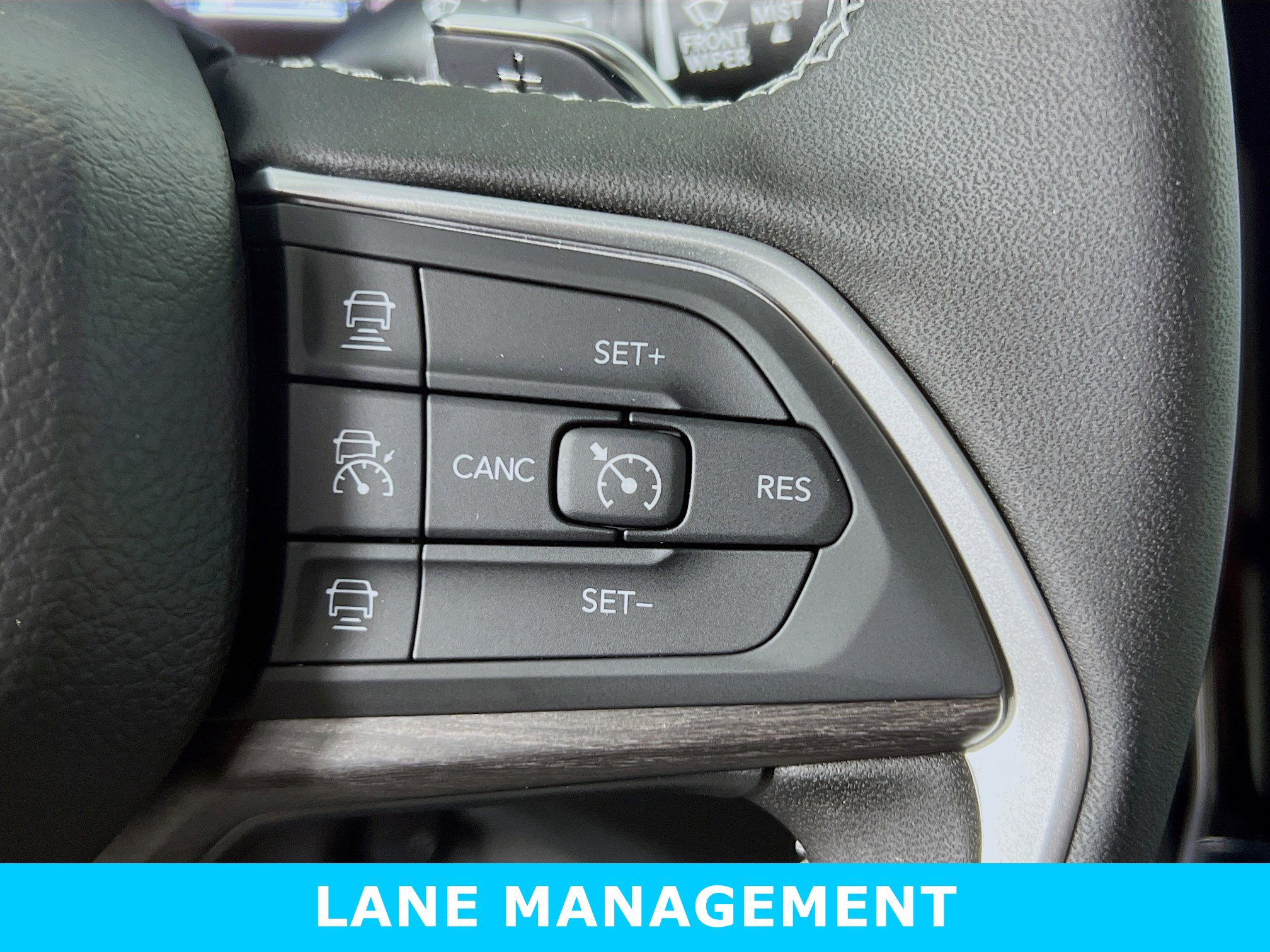 New 2025 Jeep Grand Cherokee Limited image 16