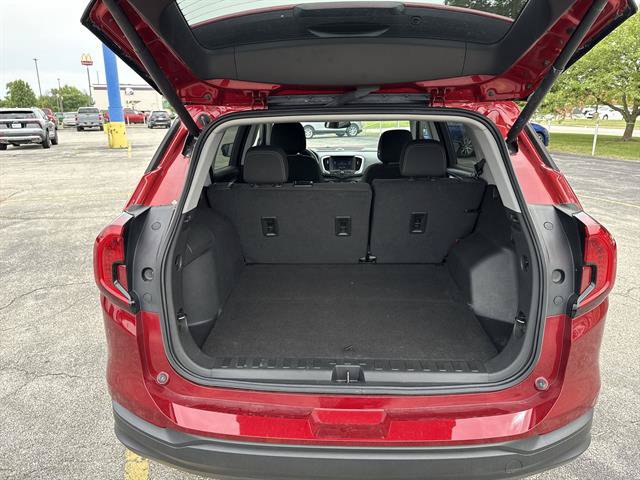 Certified 2023 GMC Terrain SLE w/ Driver Convenience Package FWD image 21