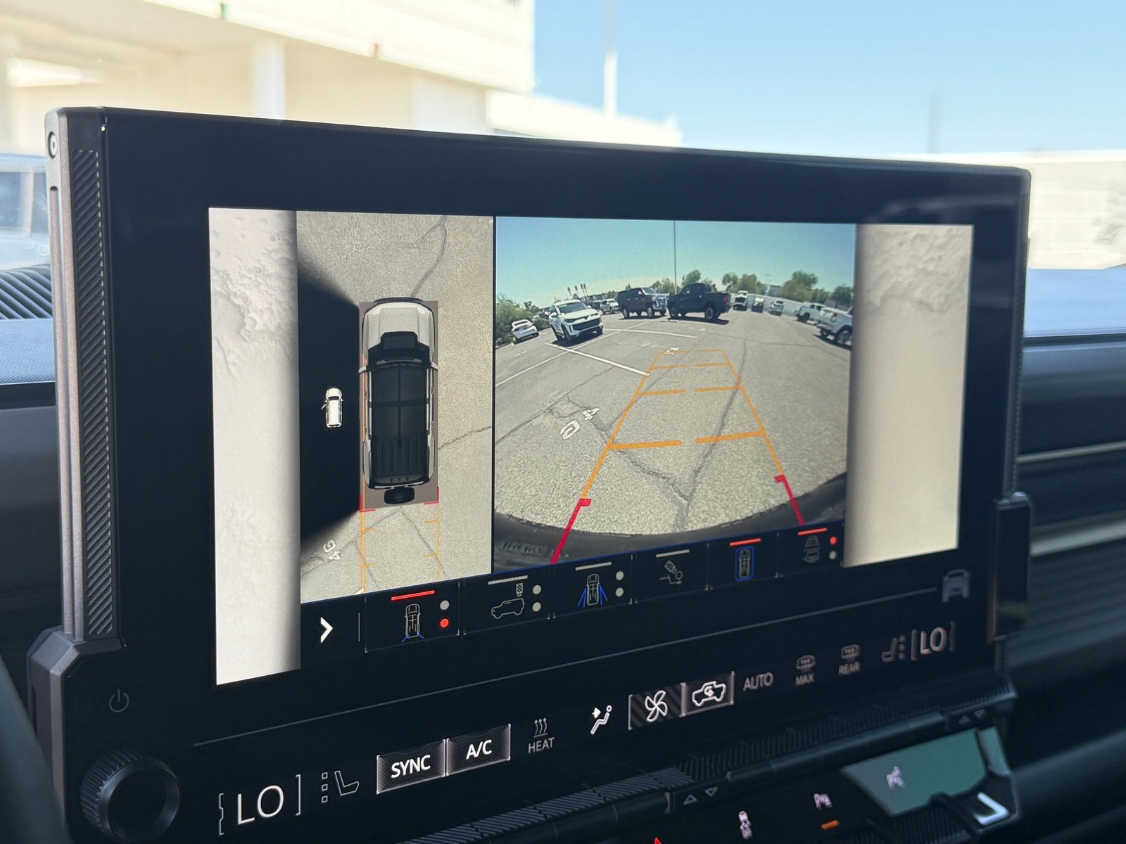 Used 2024 GMC Hummer EV 2X w/ Extreme Off-Road Package AWD/4WD image 19
