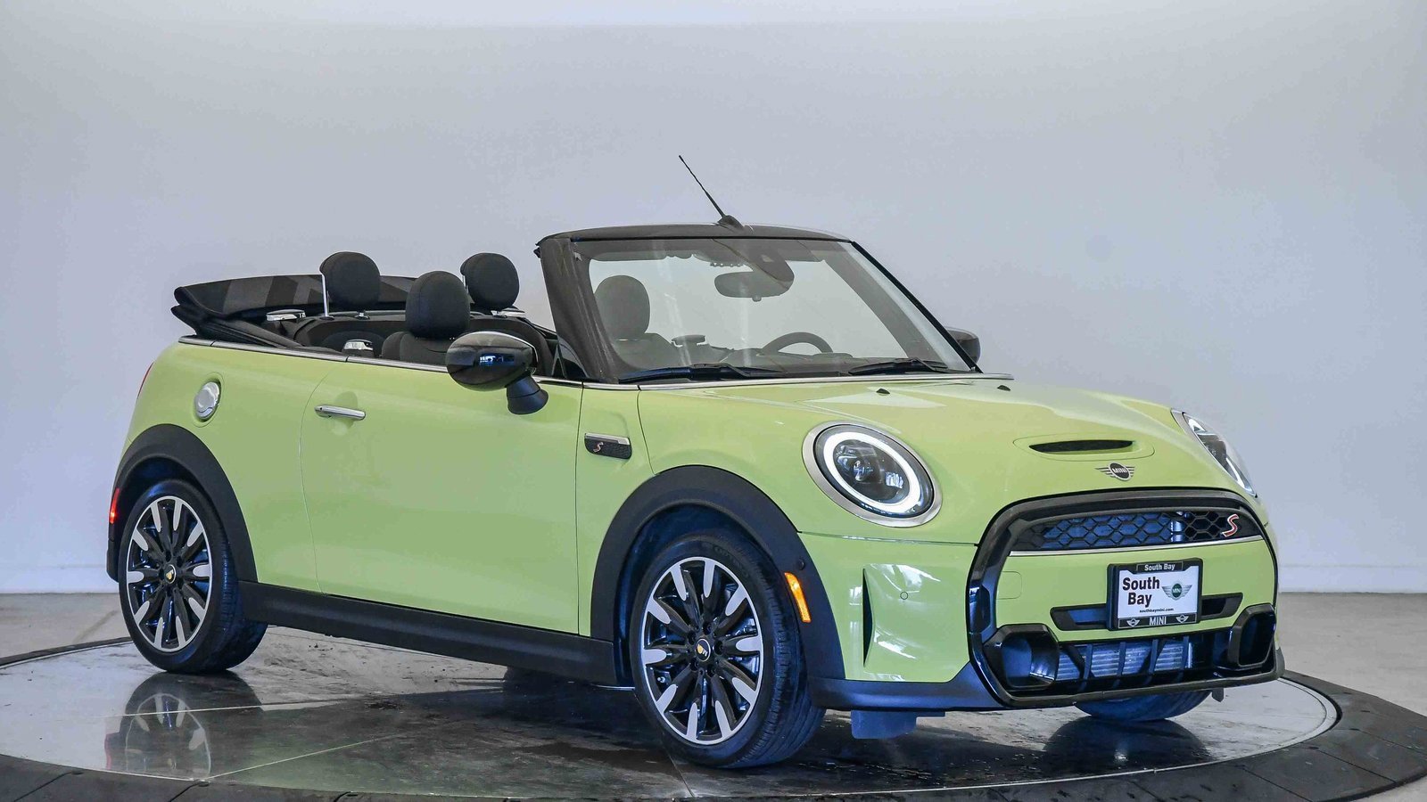 Certified 2023 MINI Cooper S image 39