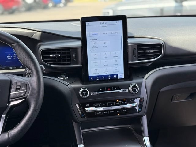 Used 2020 Ford Explorer ST w/ Premium Technology Package AWD/4WD image 24