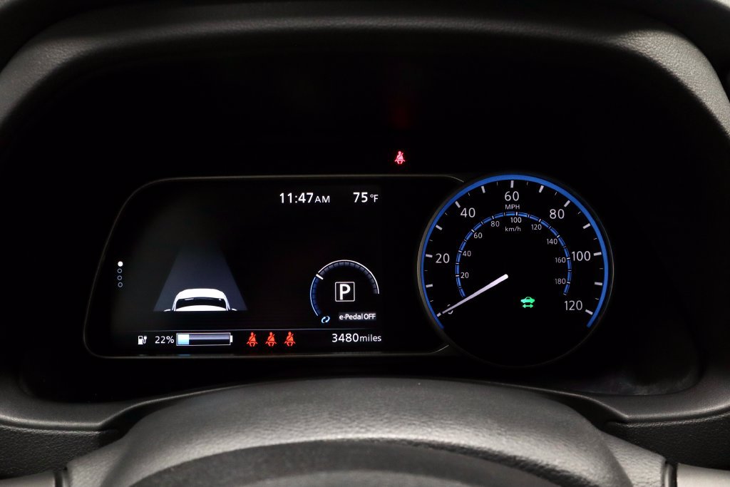 Certified 2025 Nissan Leaf SV Plus FWD image 27