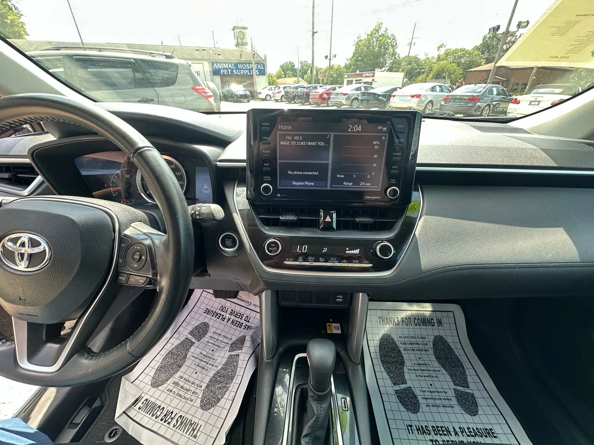 Used 2022 Toyota Corolla Cross LE image 22