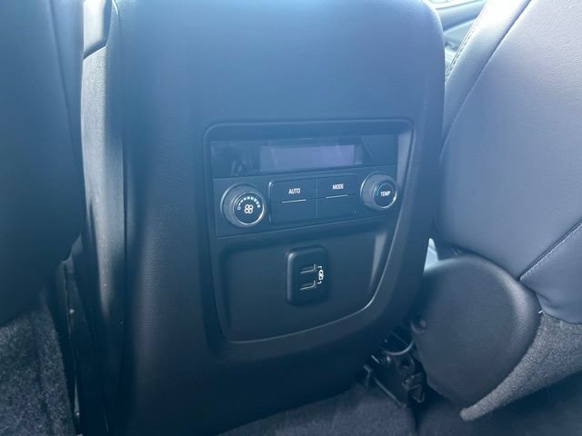 Used 2018 Buick Enclave Essence AWD/4WD image 33