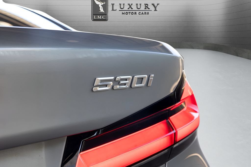 Used 2023 BMW 530i xDrive w/ Premium Package AWD/4WD image 19