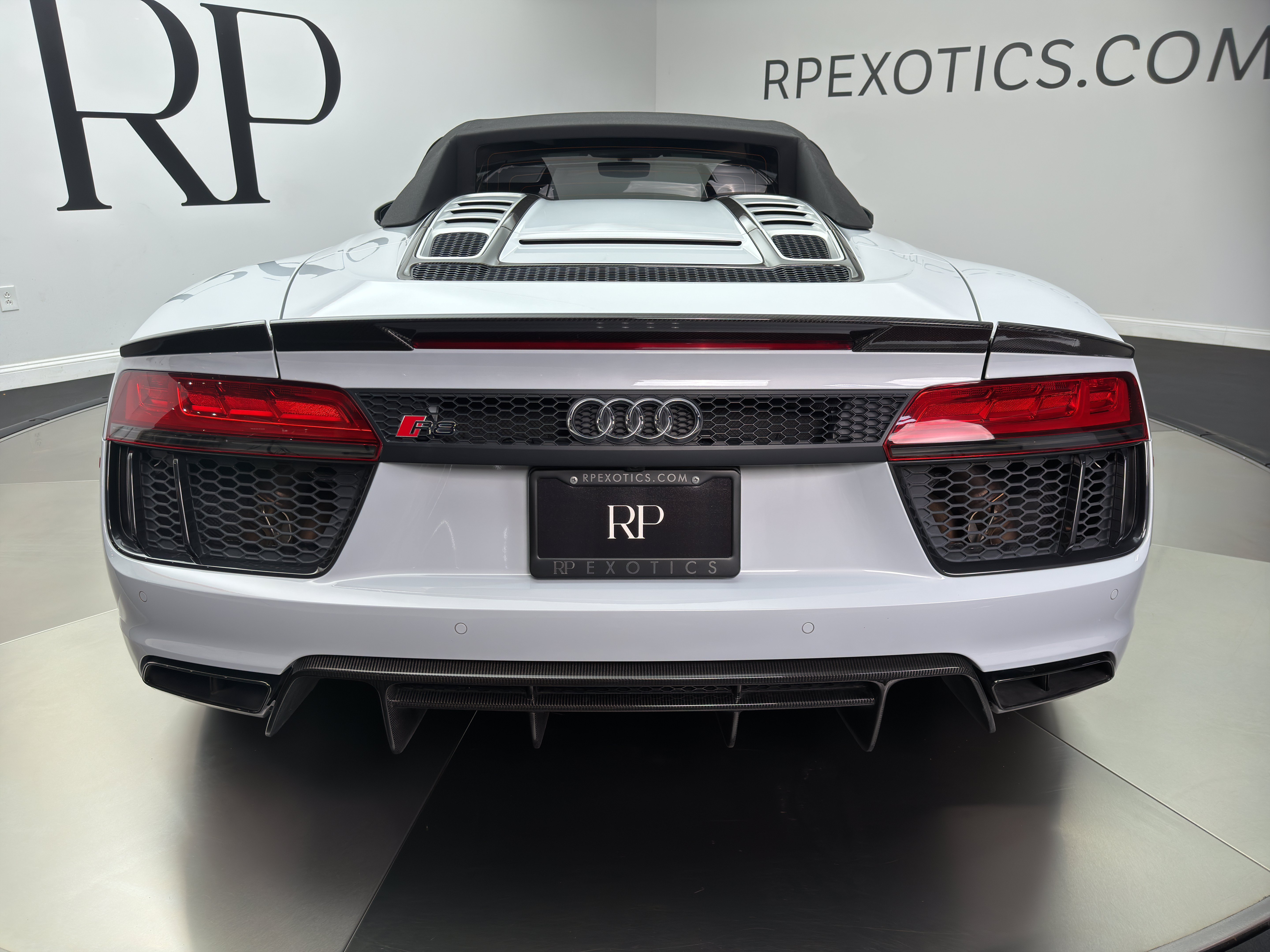 Used 2018 Audi R8 V10 plus AWD/4WD image 22