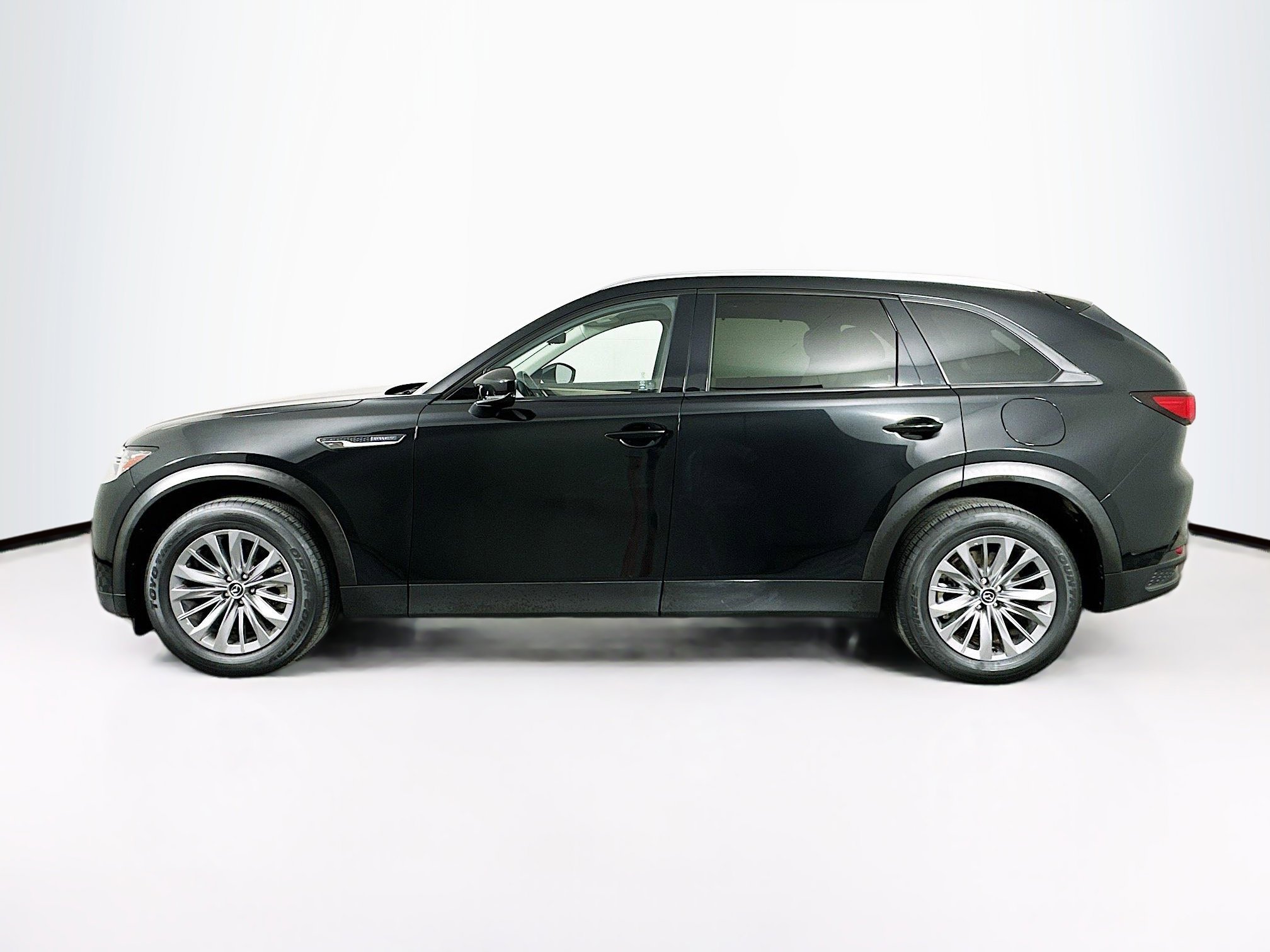 Used 2024 MAZDA CX-90 Plug-In Hybrid w/ Preferred AWD/4WD image 4