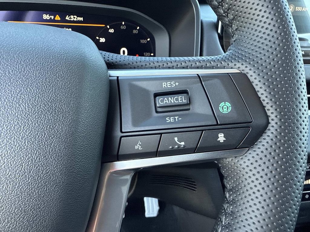 New 2025 Mitsubishi Outlander SEL image 35