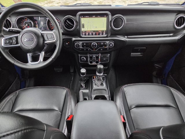 Used 2022 Jeep Gladiator Overland w/ Popular Equipment Package AWD/4WD image 12