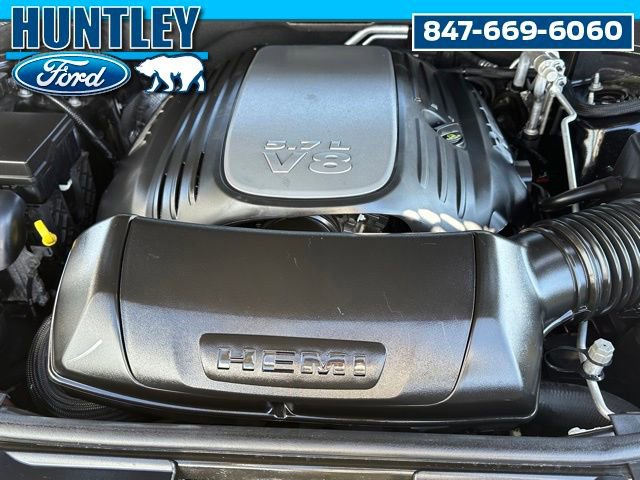 Used 2022 Dodge Durango R/T w/ Blacktop Package image 9