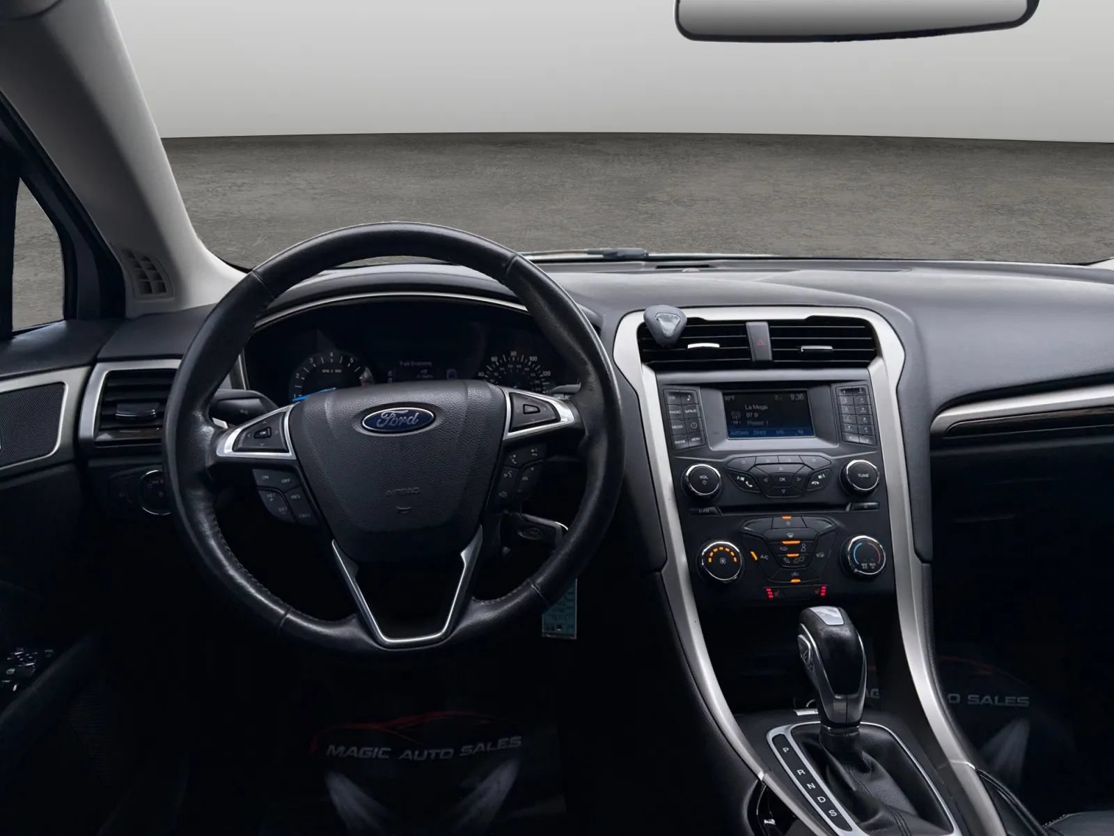 Used 2013 Ford Fusion SE FWD image 27