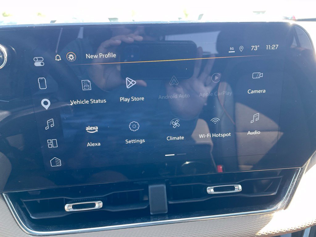 Used 2025 Chevrolet Equinox ACTIV w/ Safety and Technology Package FWD image 15