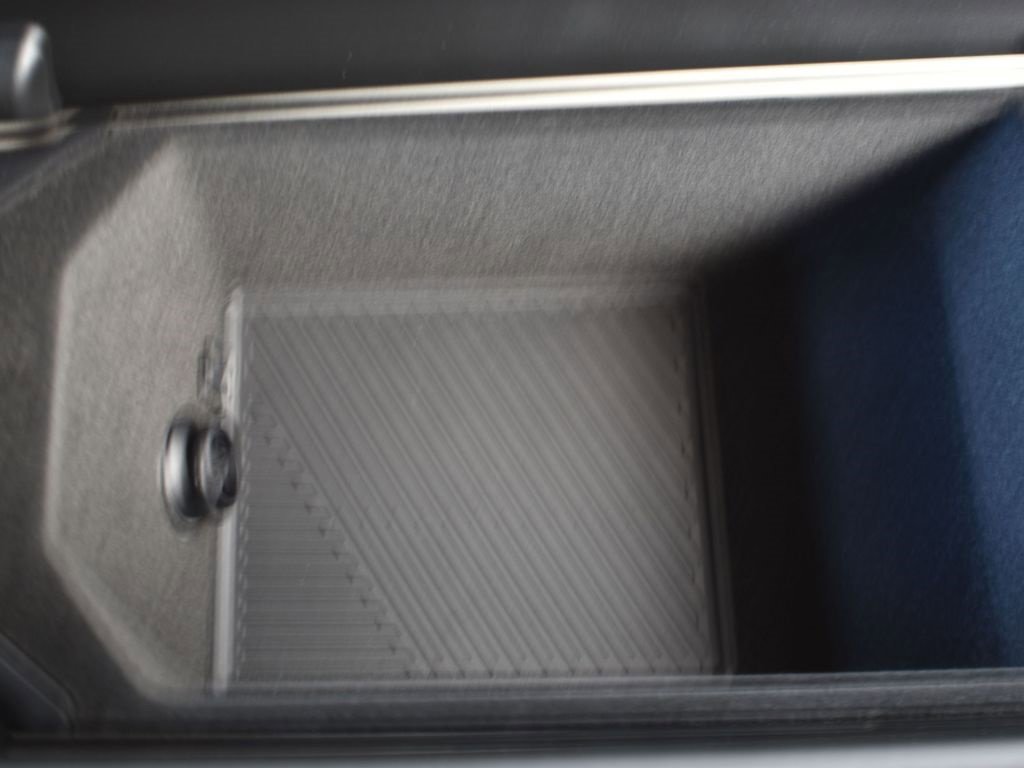 New 2026 BMW 550e xDrive w/ Executive Package image 25