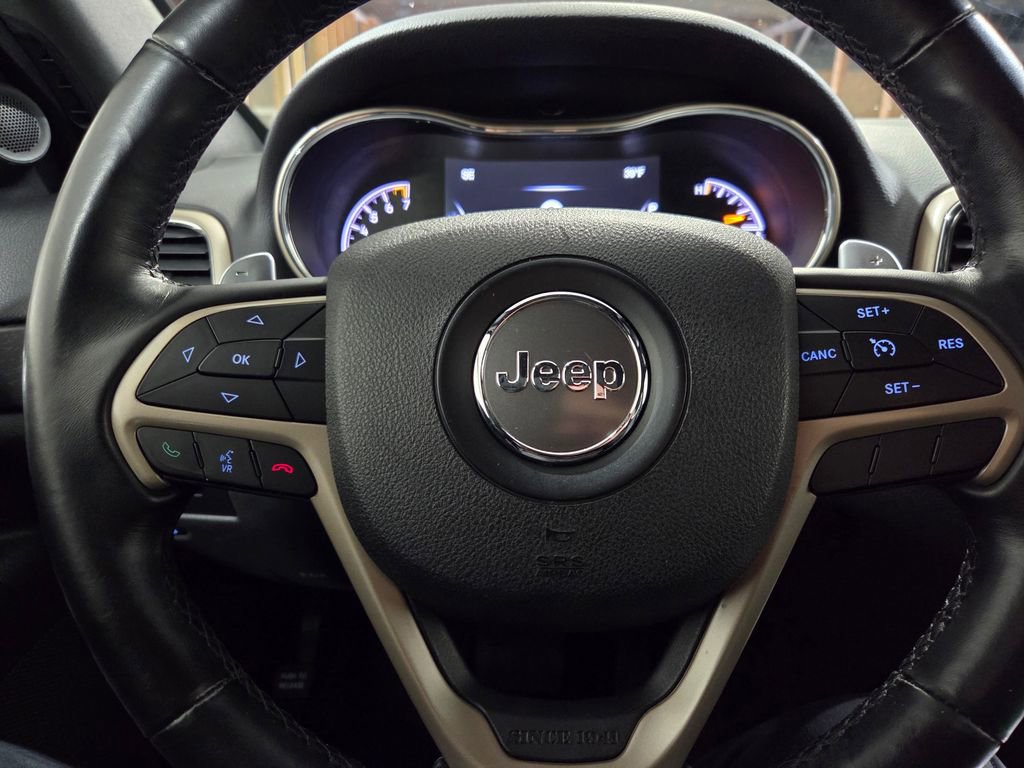 Used 2017 Jeep Grand Cherokee Laredo w/ Quick Order Package 23E image 6