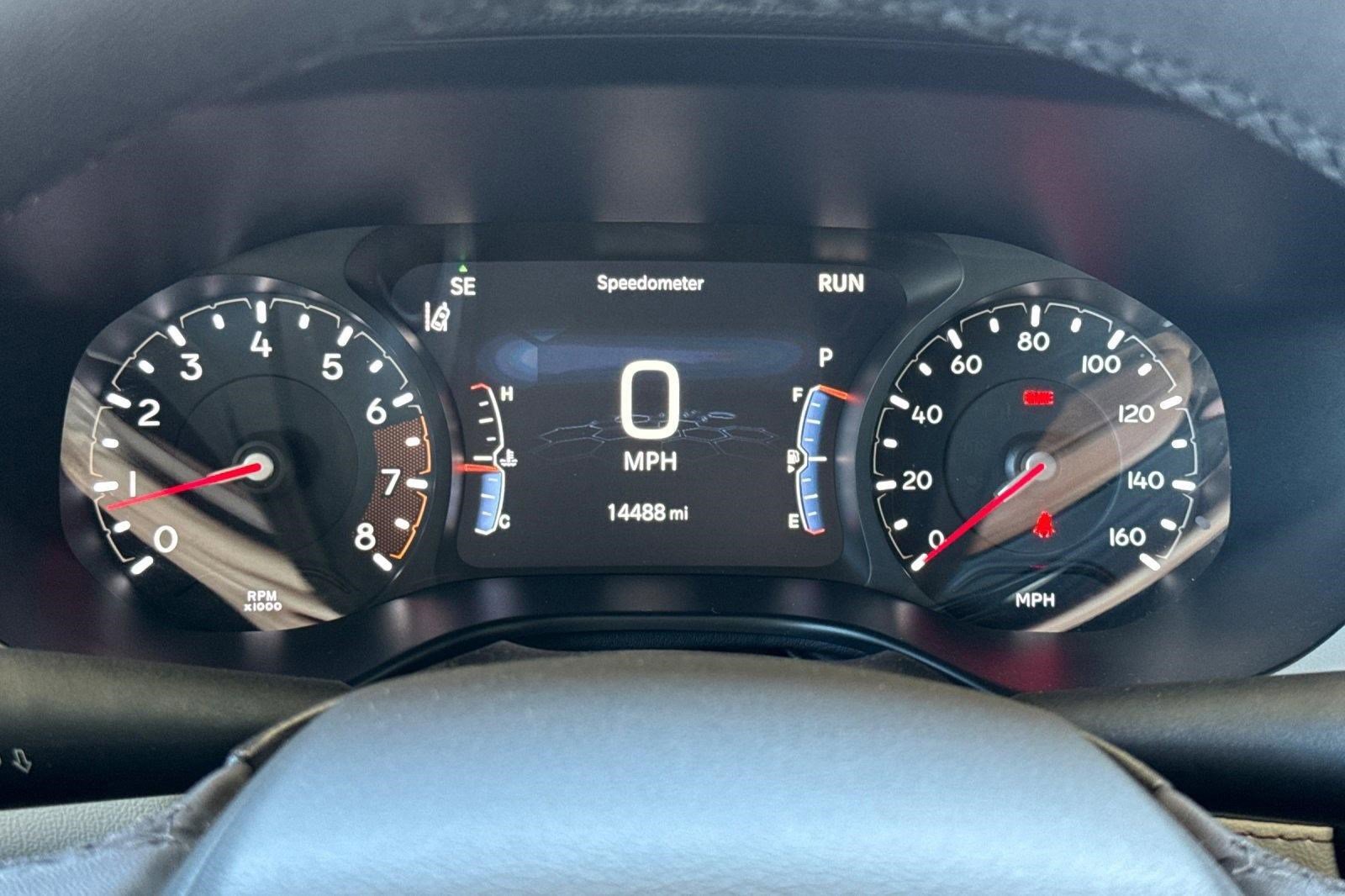 Used 2025 Jeep Compass Limited image 21