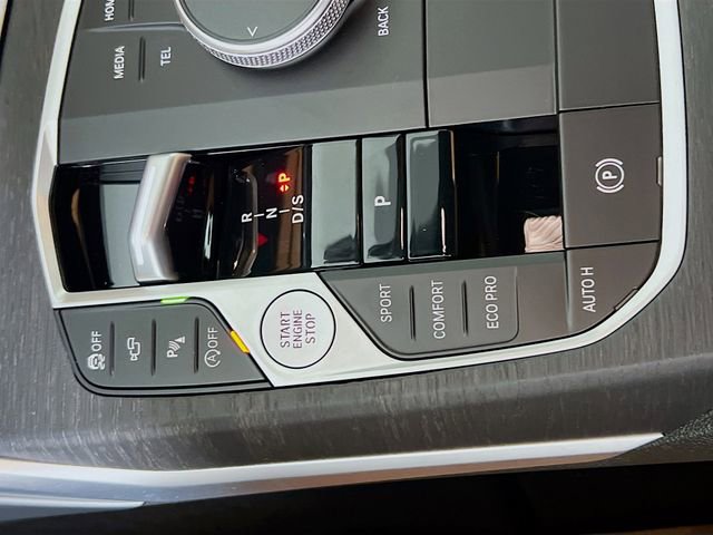 Used 2024 BMW 330i xDrive Sedan w/ Premium Package image 23