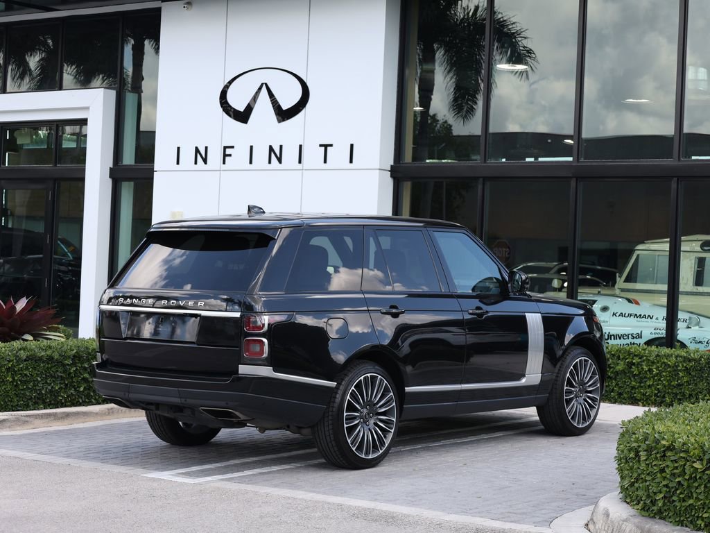 Used 2021 Land Rover Range Rover P525 Westminster Edition image 4