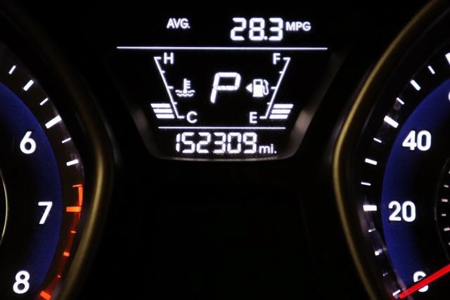 Used 2014 Hyundai Elantra Limited FWD image 15