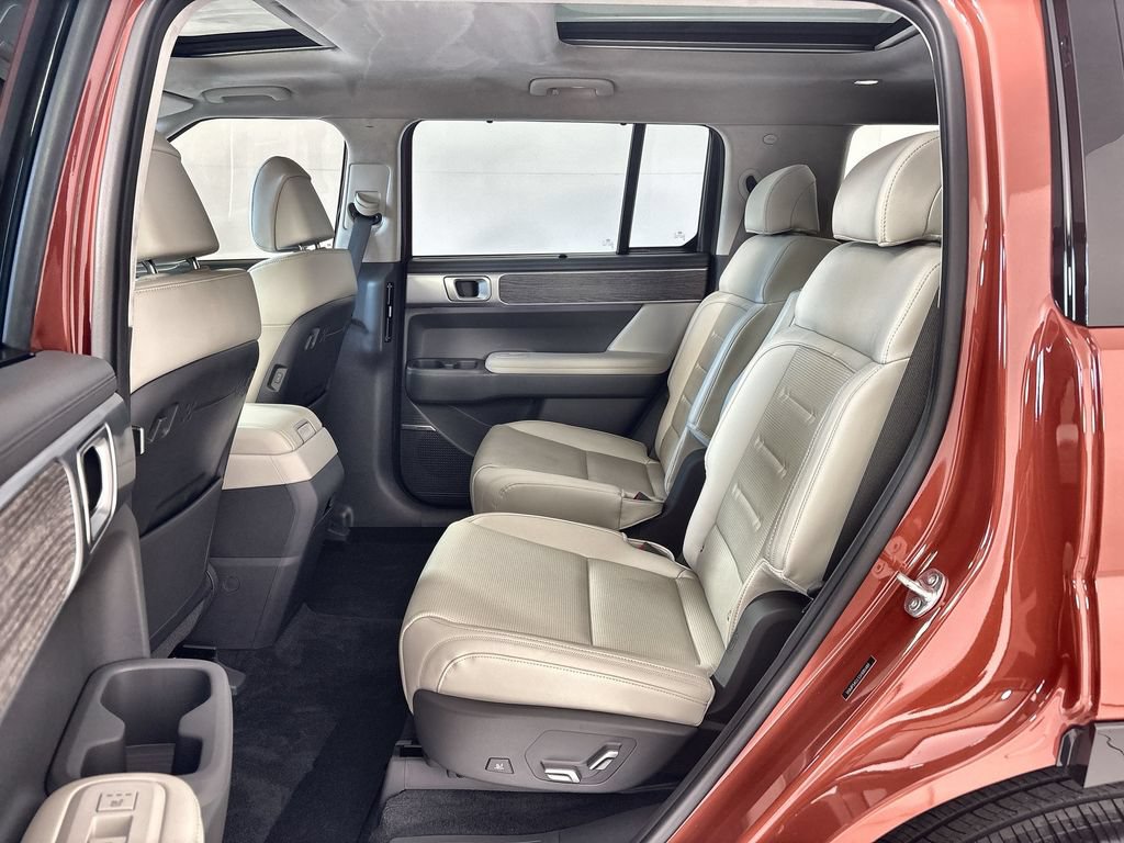 New 2025 Hyundai Santa Fe Calligraphy FWD image 25