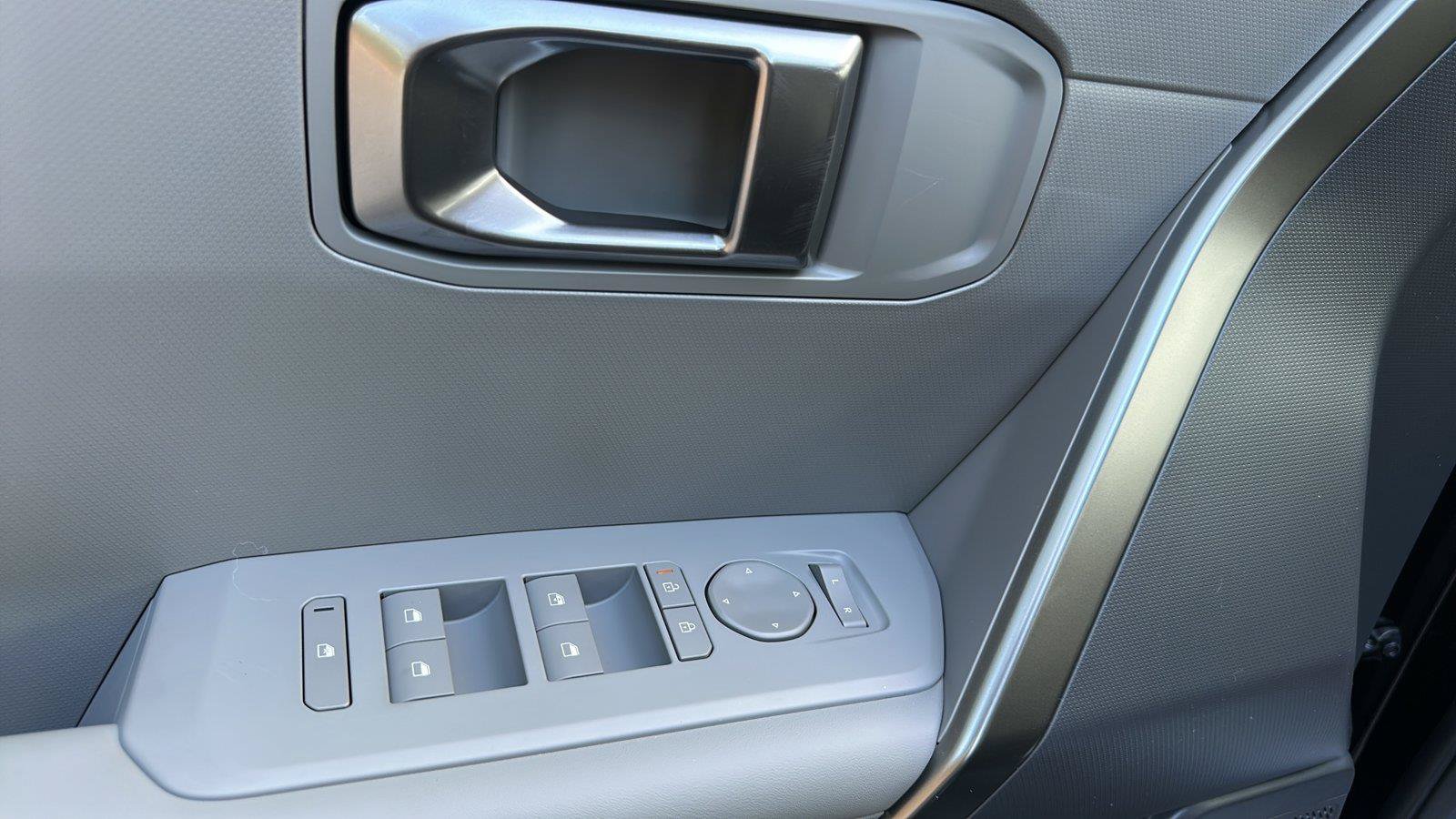 New 2027 Kia Seltos S FWD image 25