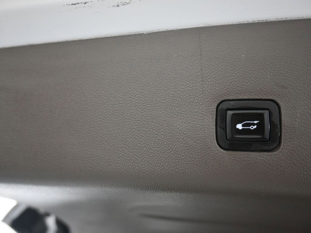 Used 2019 Chevrolet Traverse LT w/ LT Premium Package image 57