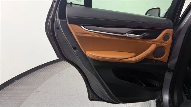 Used 2019 BMW X6 xDrive35i w/ M Sport Package image 8