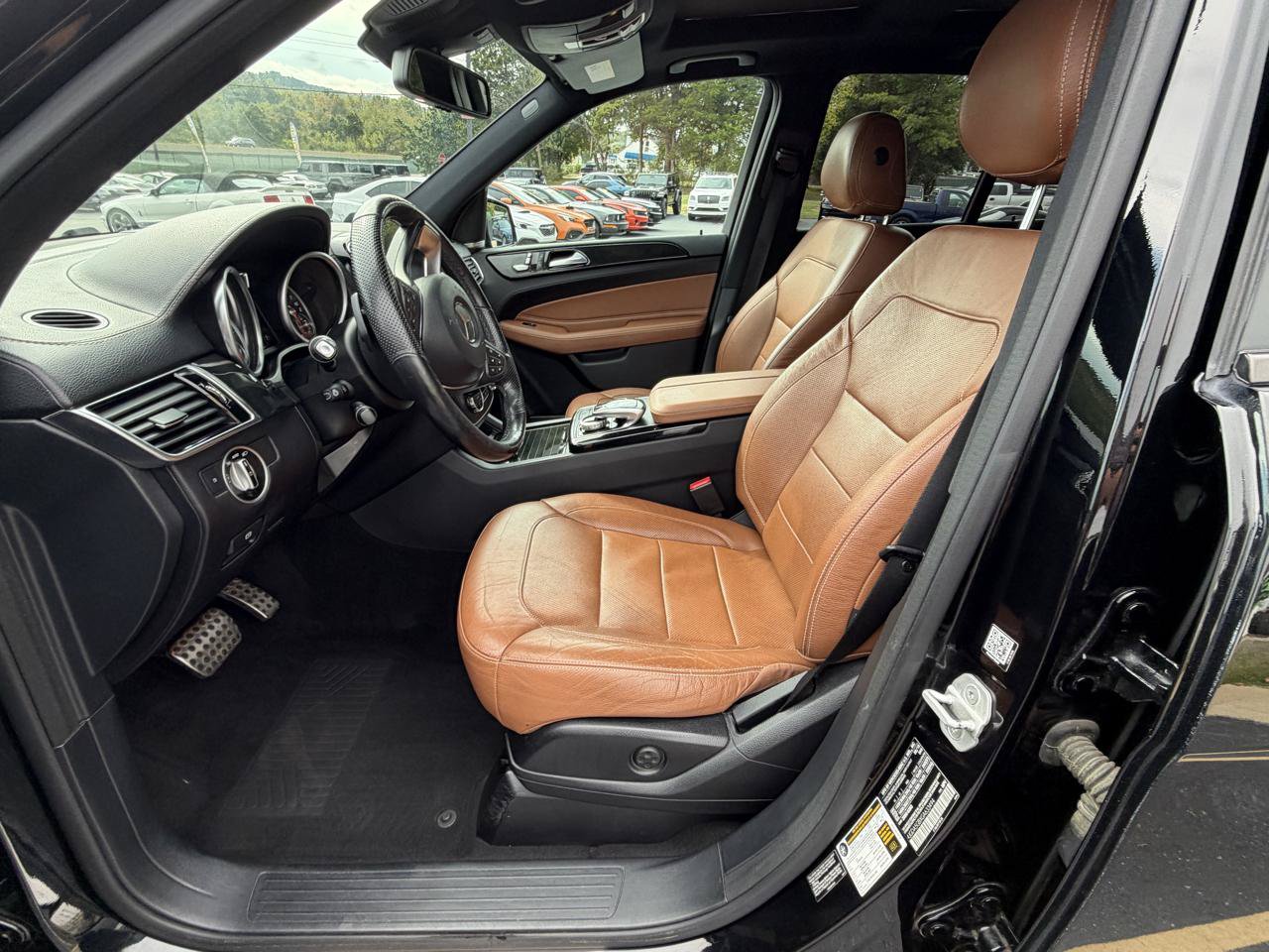 Used 2016 Mercedes-Benz GLE 400 4MATIC image 16