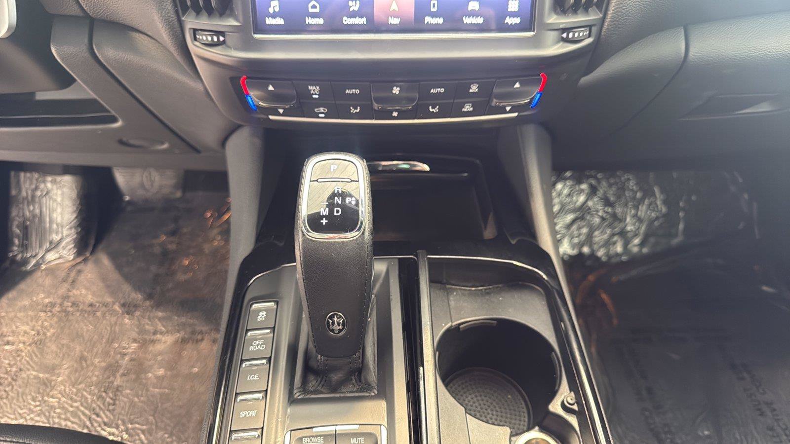 Used 2023 Maserati Levante Modena AWD/4WD image 27