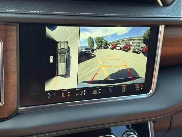 Used 2024 GMC Yukon XL Denali Ultimate AWD/4WD image 23