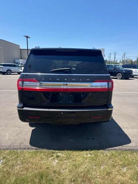 Used 2020 Lincoln Navigator Reserve w/ Equipment Group 208A Reserve AWD/4WD image 5