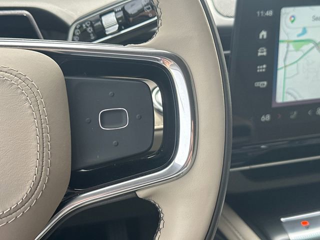 Used 2025 Lincoln Nautilus Premier AWD/4WD image 30