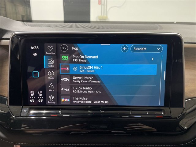 Used 2025 Volkswagen Atlas SE image 16