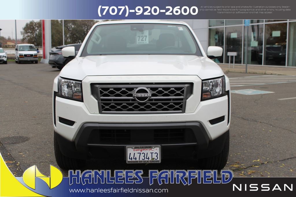 Used 2023 Nissan Frontier SV w/ Tow Package image 4