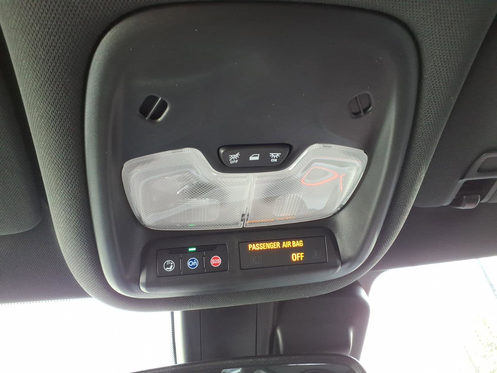 Certified 2025 Chevrolet TrailBlazer RS w/ Convenience Package image 30