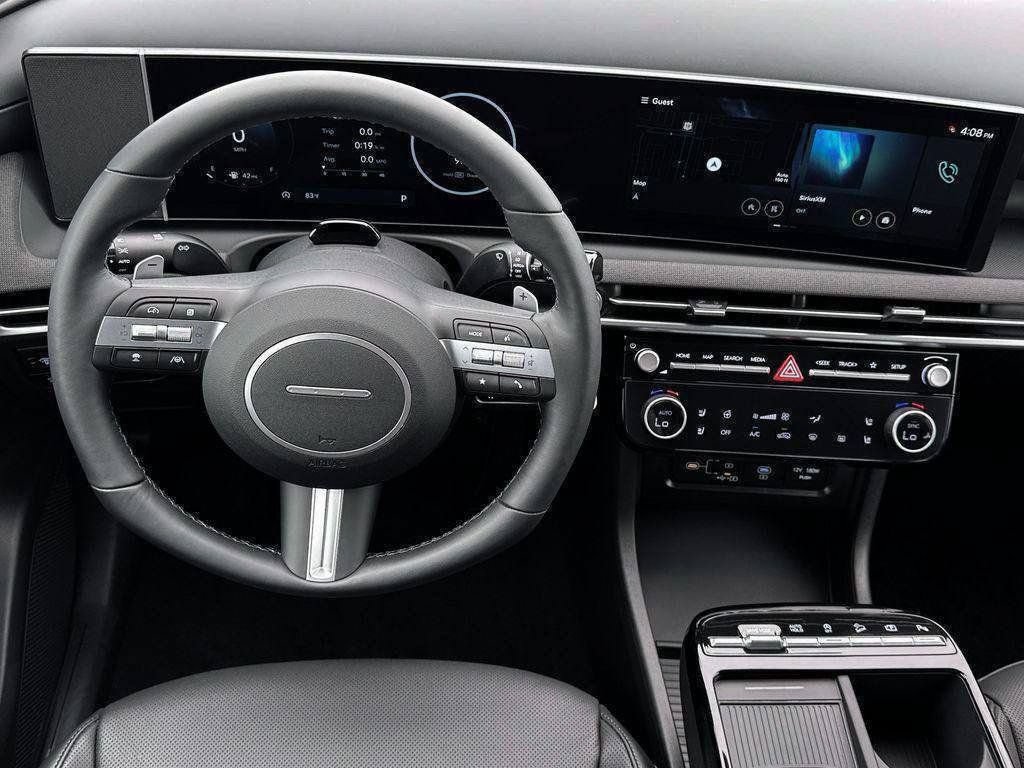 New 2026 Hyundai Tucson Limited FWD image 17