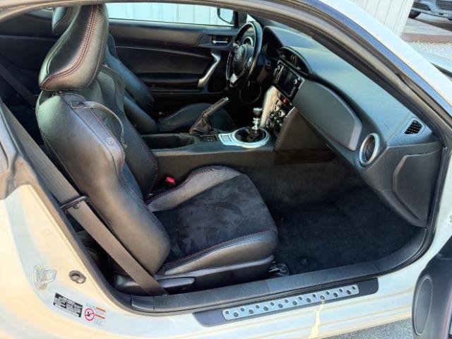 Used 2018 Subaru BRZ Limited w/ Performance Package image 7