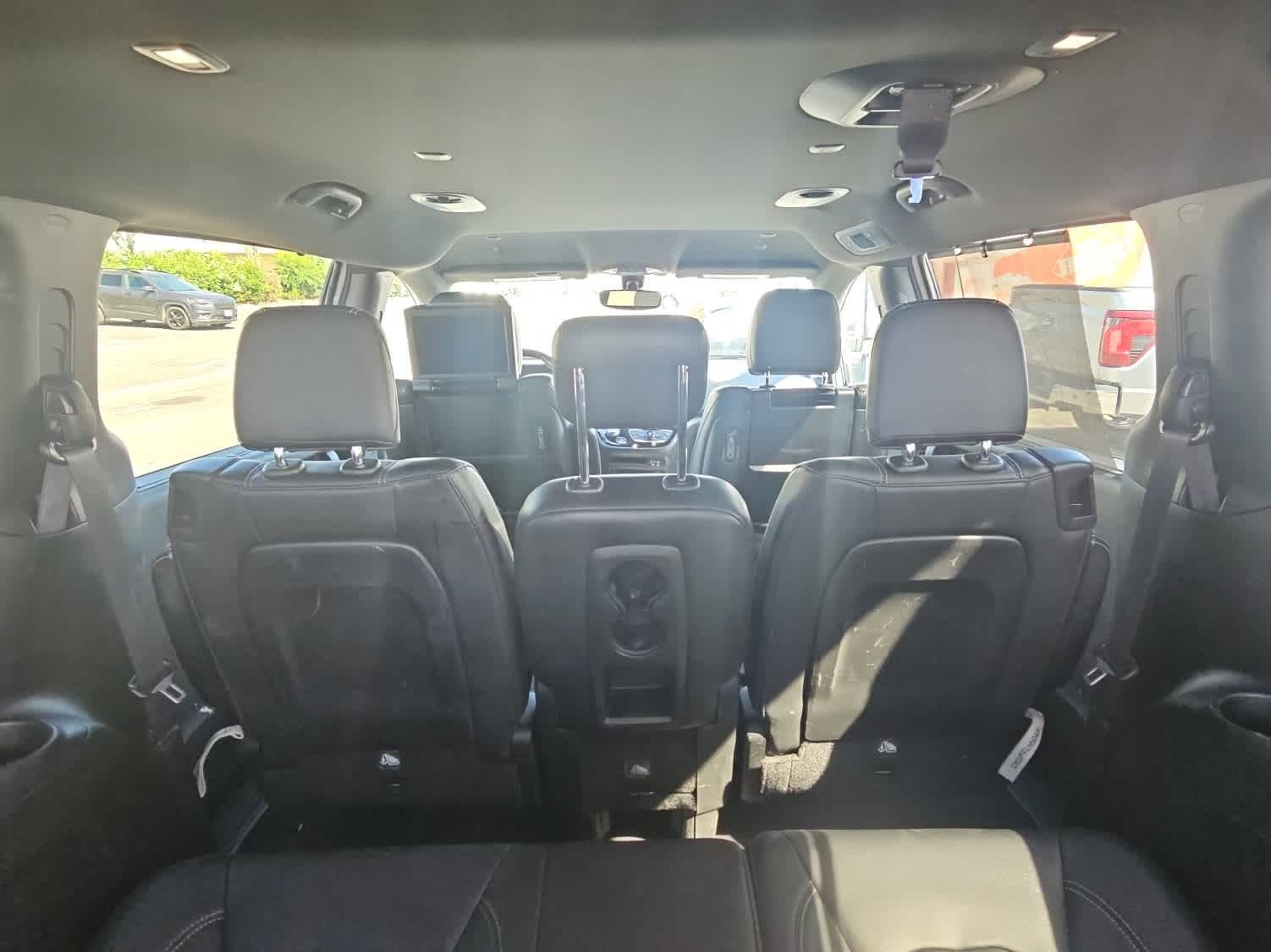 Used 2020 Chrysler Pacifica Touring-L Plus w/ S Appearance Package image 10